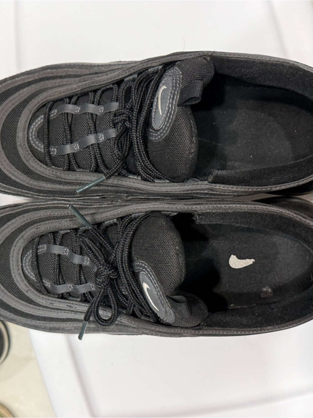 Nike Black Low-Top Sneakers with Subtle Reflective Accents